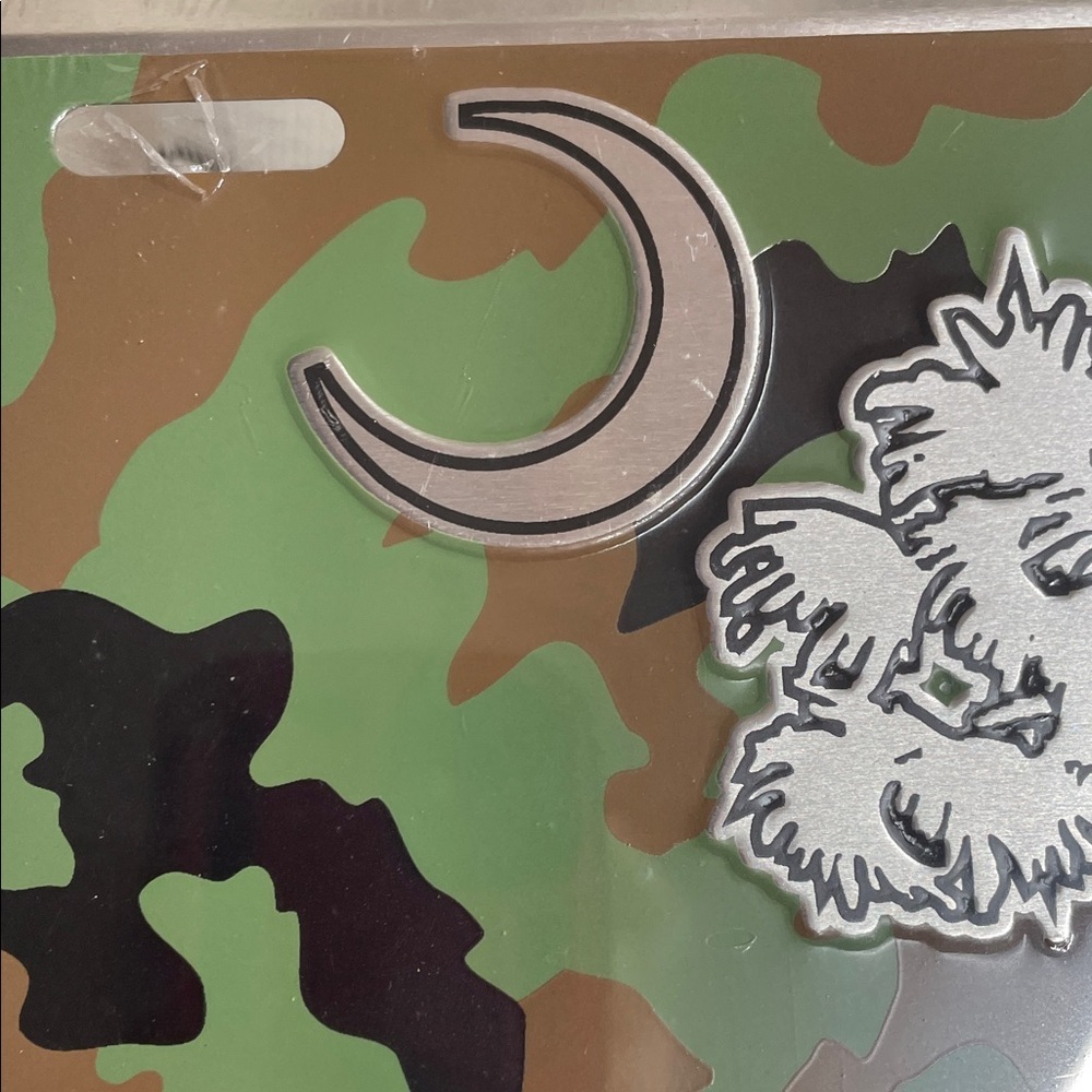 Camouflage Palm Tree License Plate - Picture 5 of 5